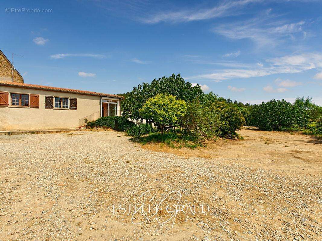 Maison à FELINES-MINERVOIS