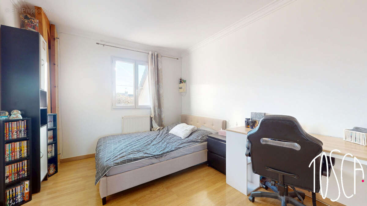 Maison à VIGNEUX-SUR-SEINE