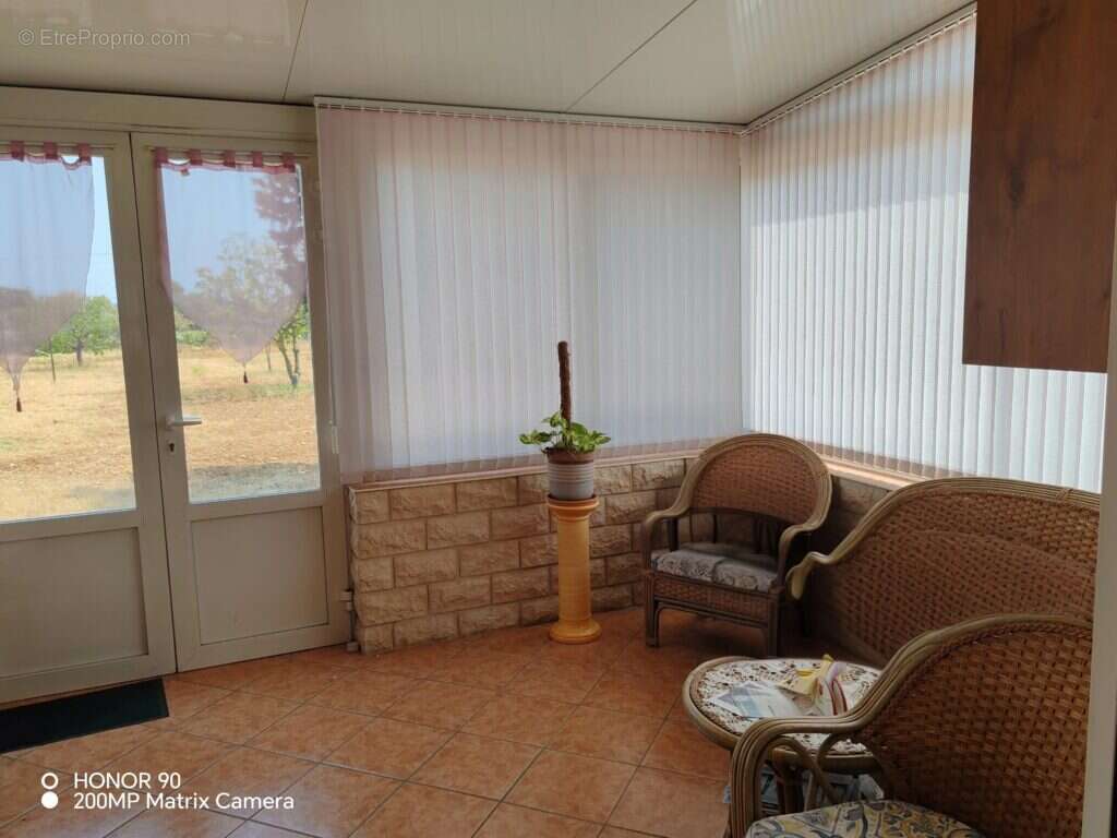 Villa T4 en Plein pied de 152m2 habitable sur un terrain de 2705m2, garage Narbonne 11100 - photo 13