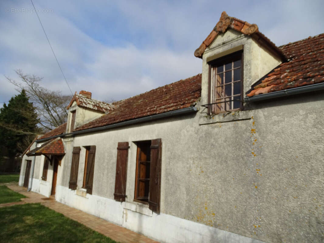 Maison à LA BERTHENOUX