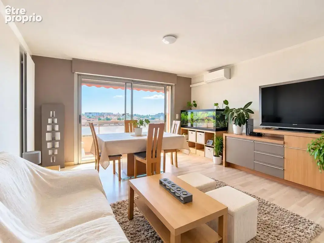 Appartement à LE CANNET