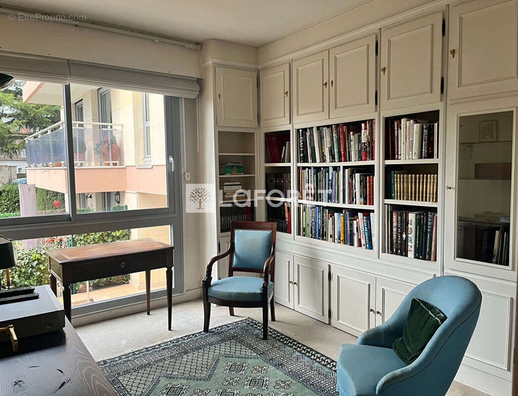 Appartement à GARCHES