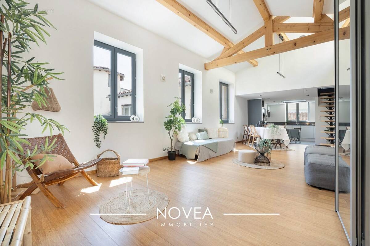 Appartement à LYON-5E