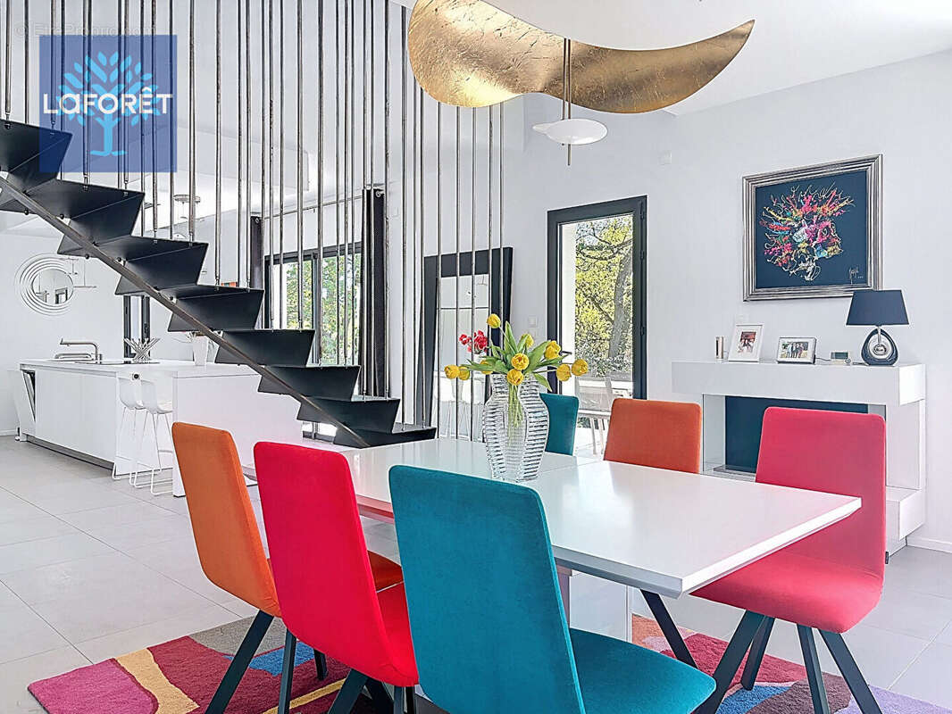 Maison à SAINT-GENIS-LAVAL