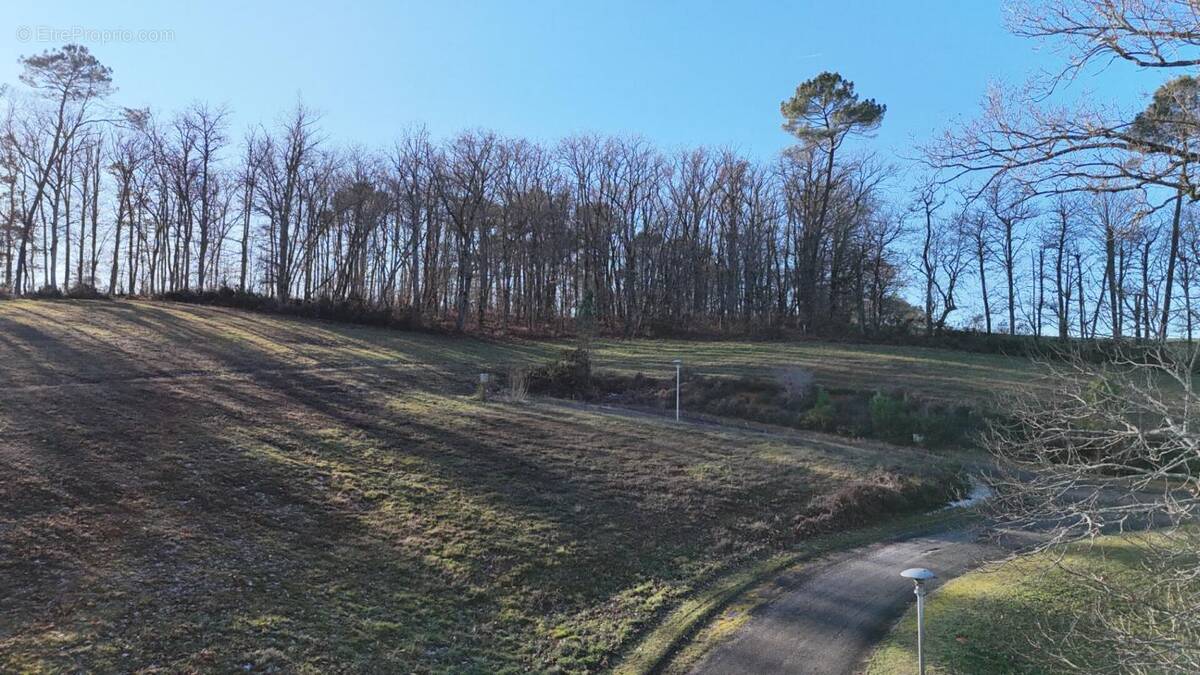 Terrain à PAYRIGNAC