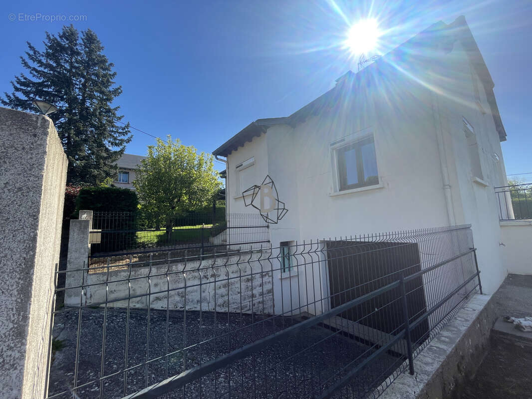 Maison à REQUISTA