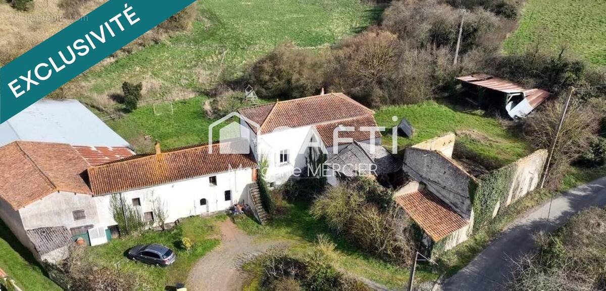 Photo 1 - Maison à MAUZE-THOUARSAIS