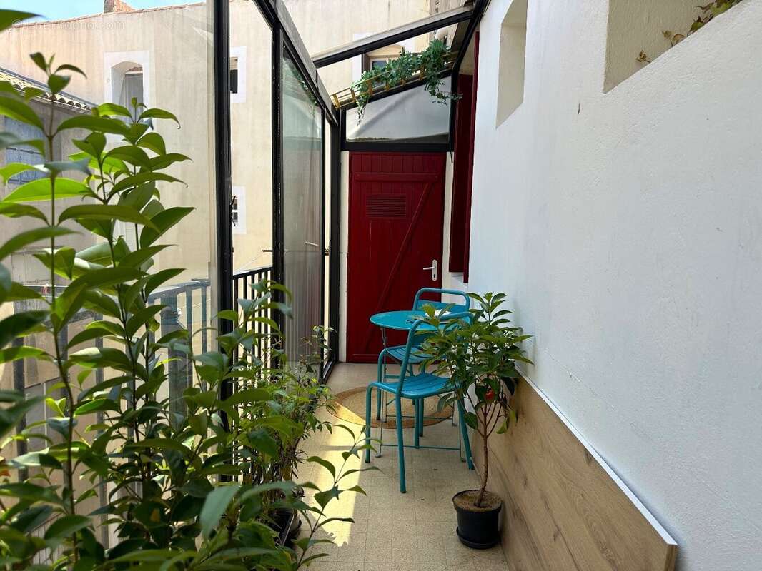 Appartement T3 - 102 m² avec vue mer et port. - photo 10