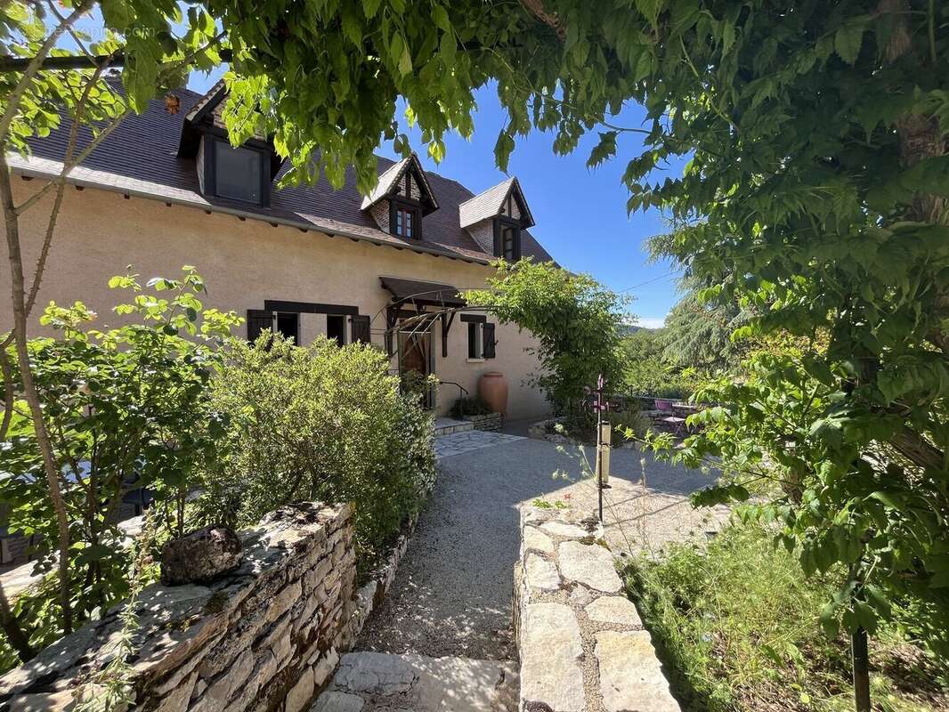 Extérieur - Maison à CAJARC