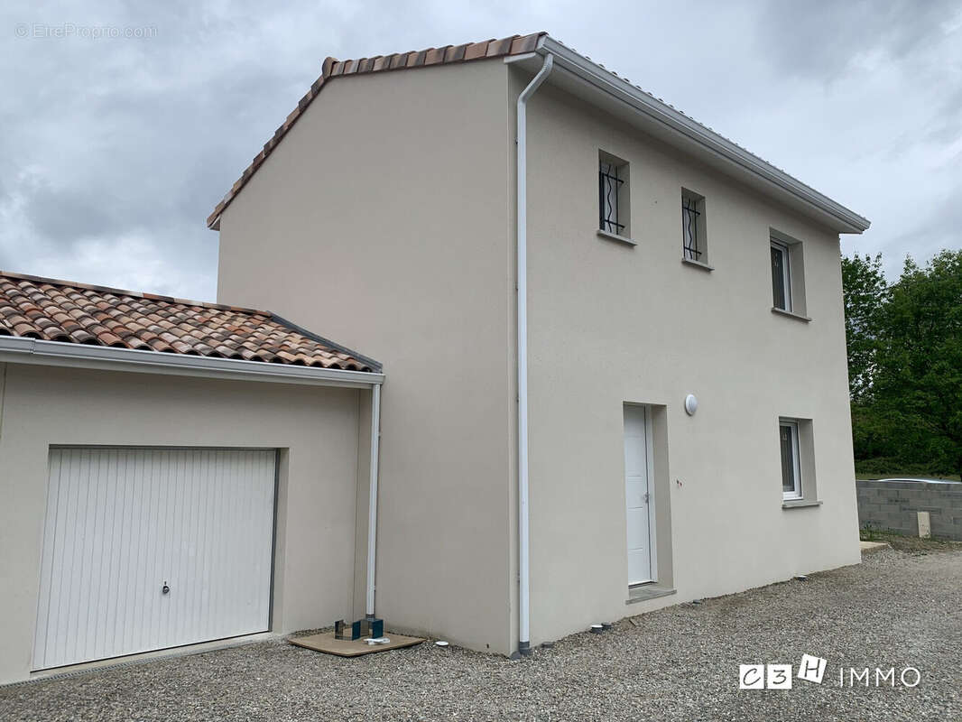 Maison à LONGAGES