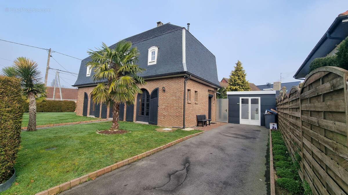 Maison à BRUAY-LA-BUISSIERE