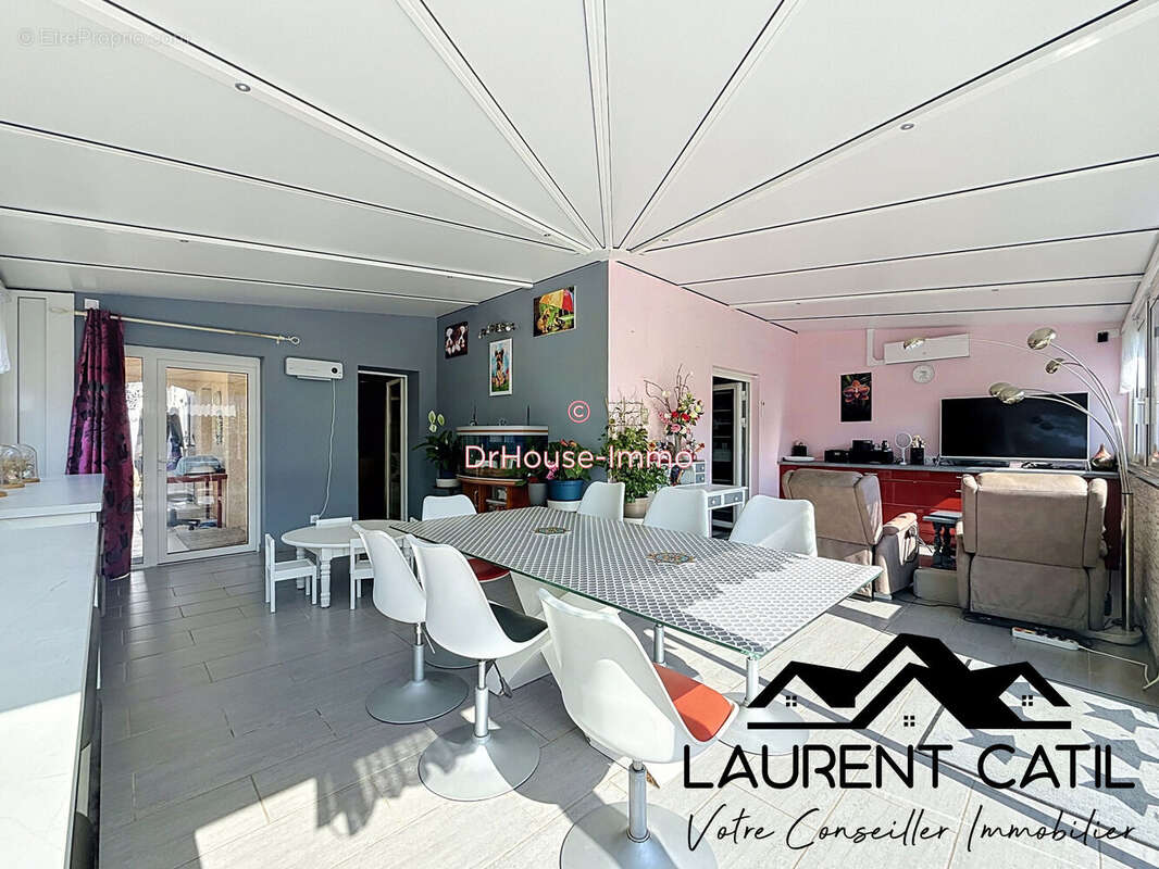Maison 145 m² à Chatuzange-Le-Goubet  - photo 6