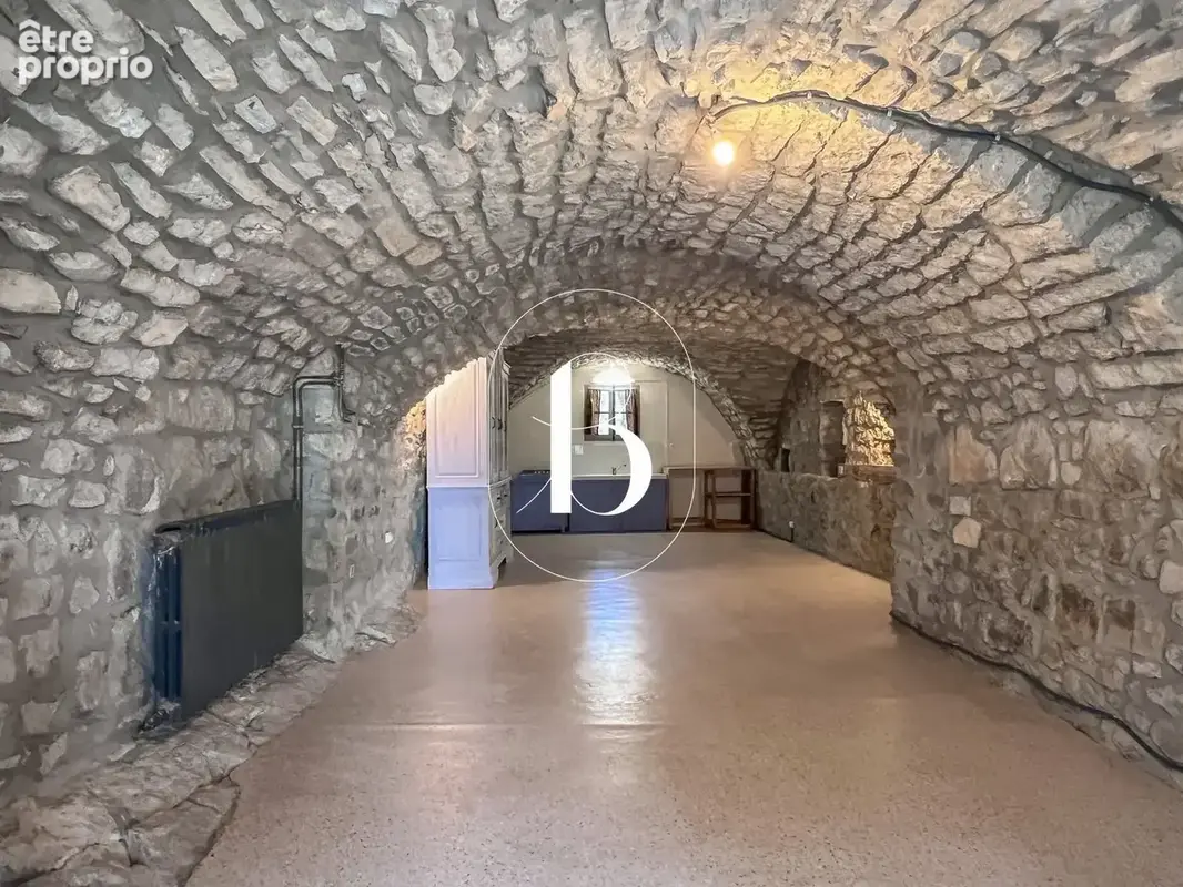 Maison 8 pièces 320 m² à vendre à Barjac (30430) - photo 27