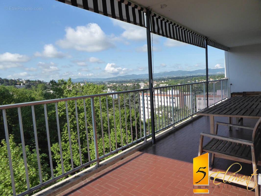 Appartement à LYON-9E