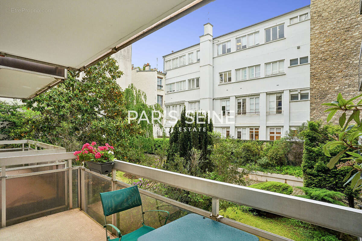 Appartement à PARIS-6E