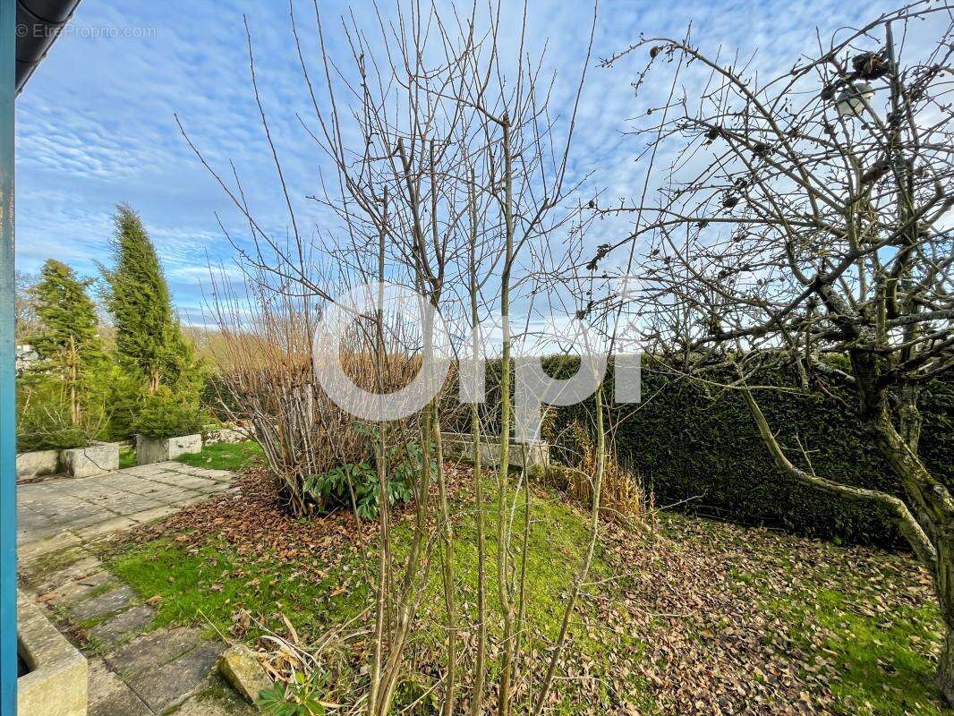 Maison à ANGERVILLE-LA-CAMPAGNE