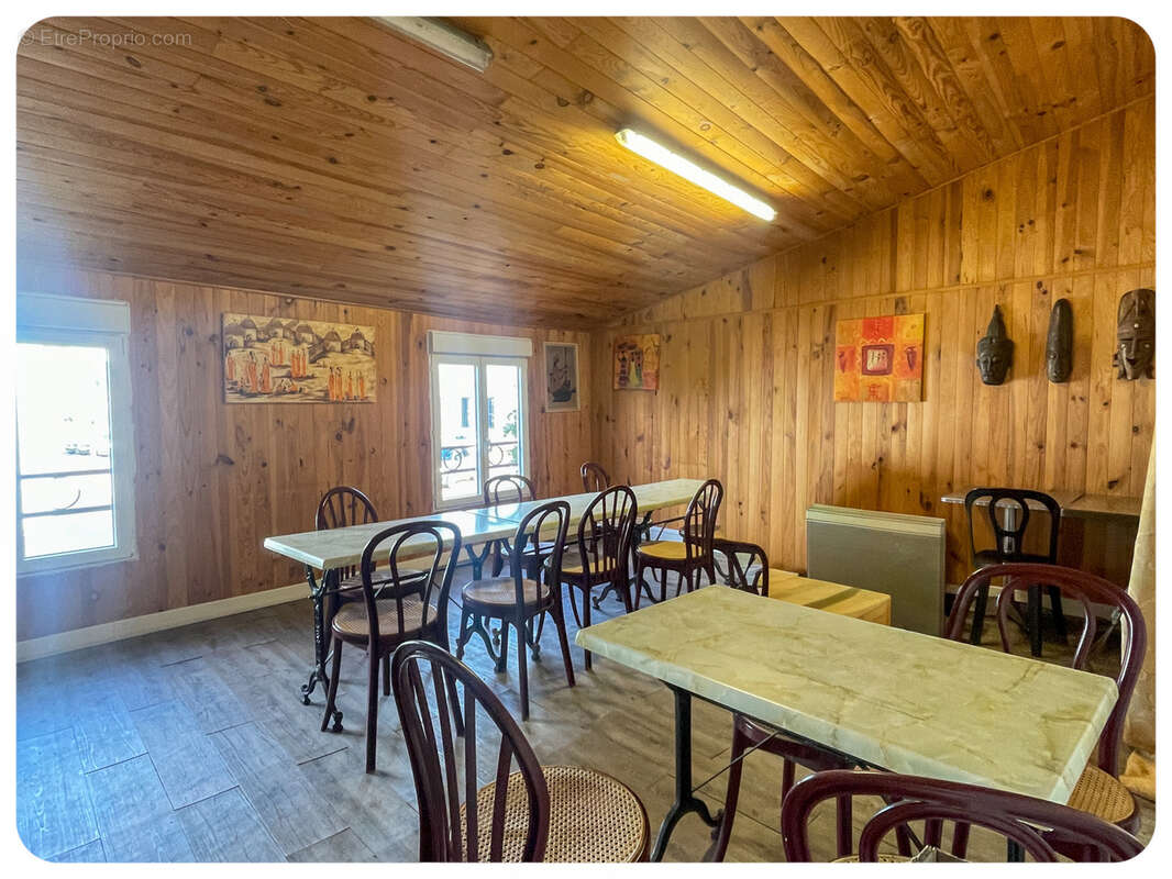 Autre à COULOUNIEIX-CHAMIERS