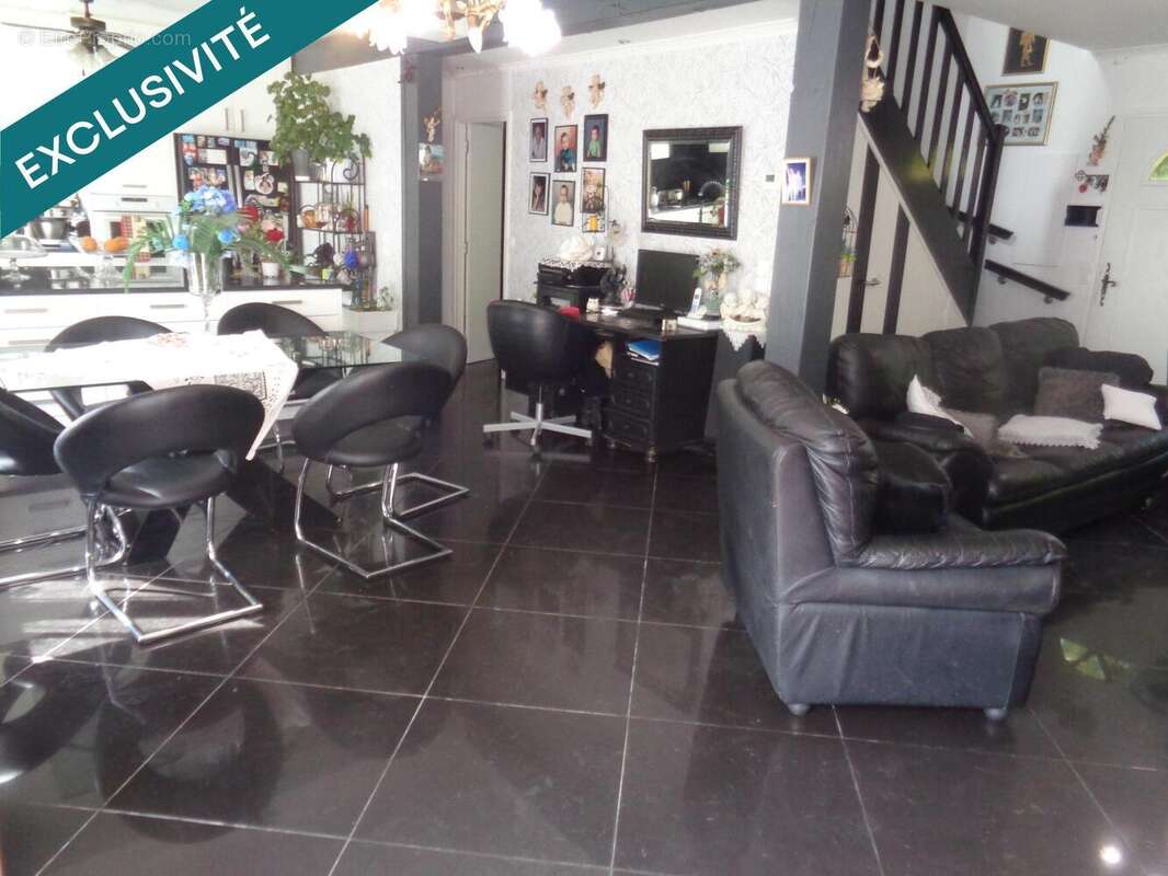 Photo 2 - Maison à JOUY-LE-MOUTIER