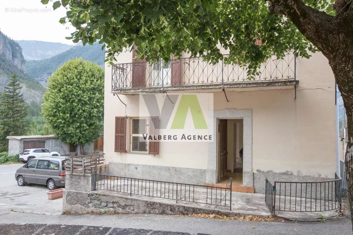 Maison à Villeneuve d' Entraunes - photo 15