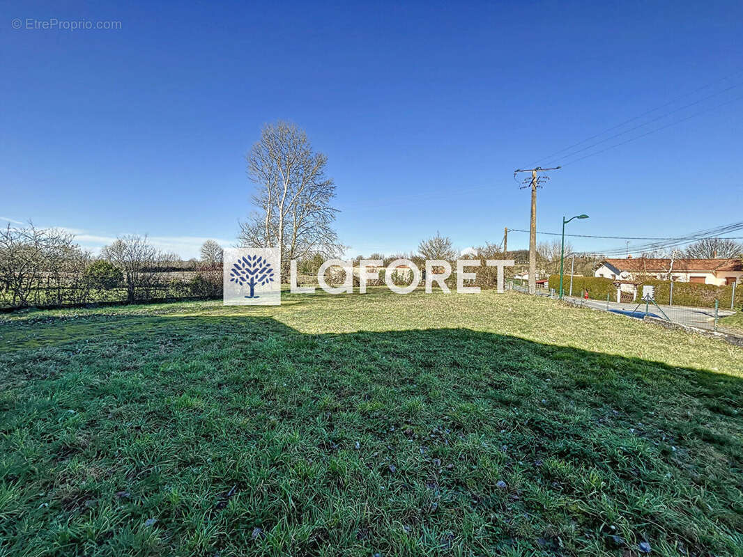 Maison à SAINT-PARDOUX