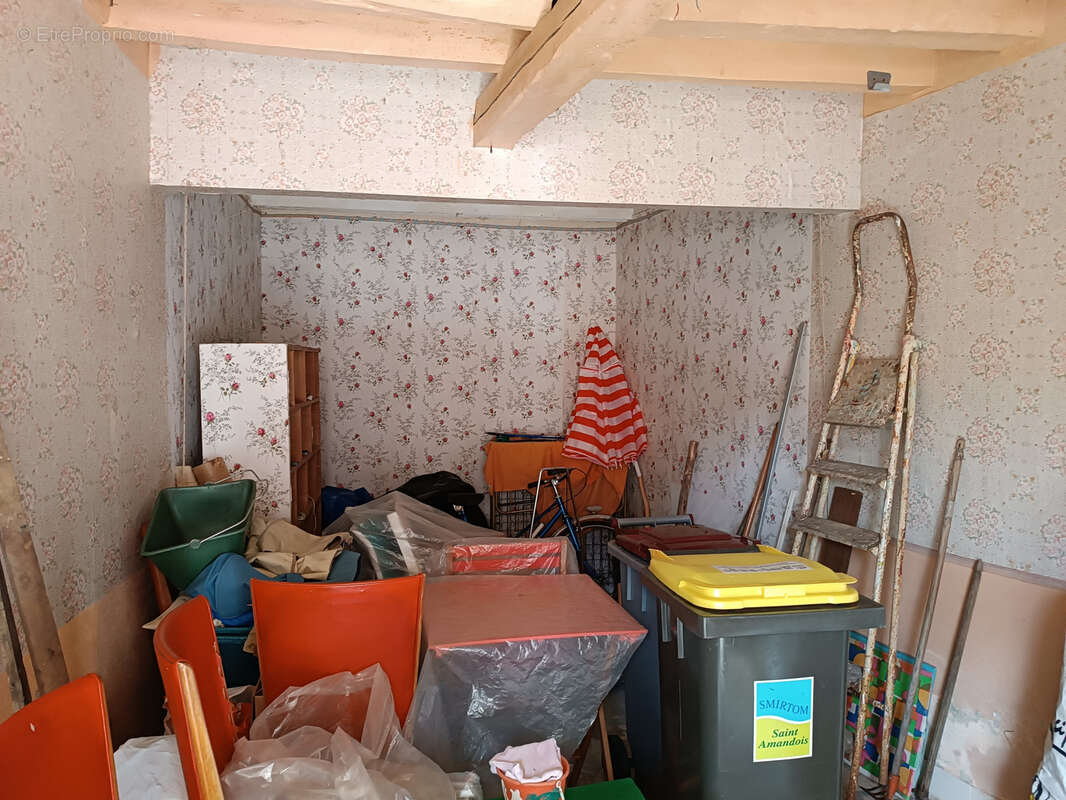 Maison à LA GUERCHE-SUR-L'AUBOIS