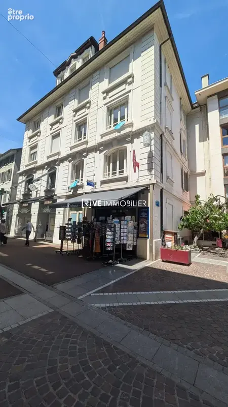 Commerce 63 m² à vendre à Evian-Les-Bains (74500) - photo 1