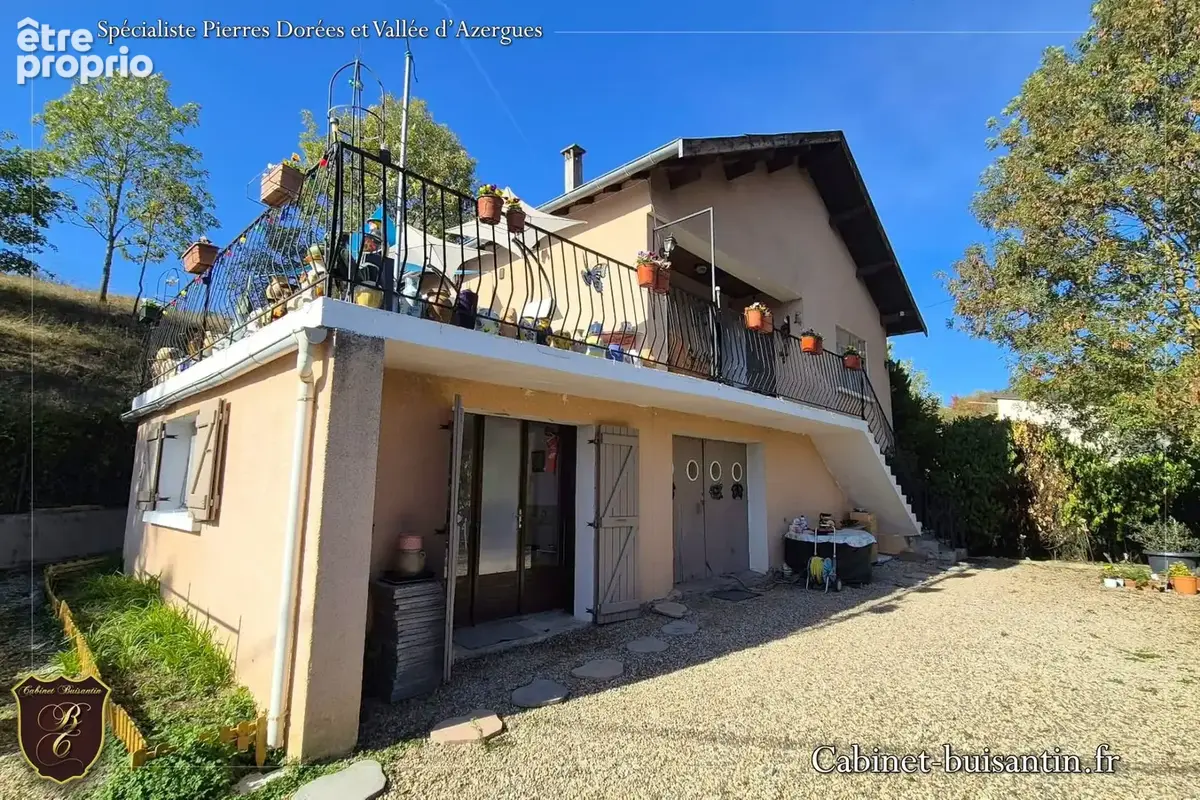 Maison avec terrasse et jardin arboré - photo 20