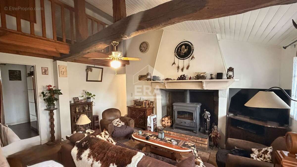 Maison à BELIN-BELIET