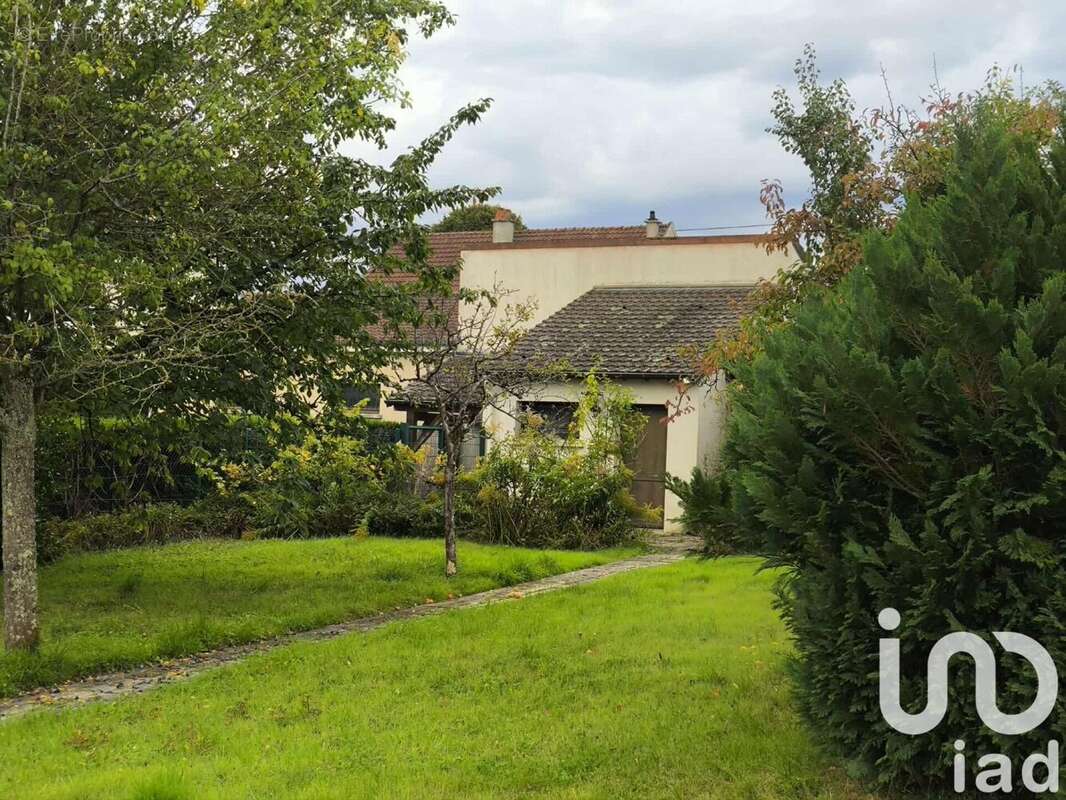 Photo 6 - Terrain à SEZANNE