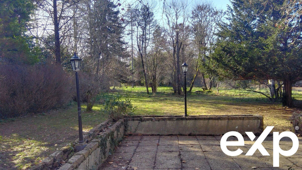 Maison à BAGAT-EN-QUERCY