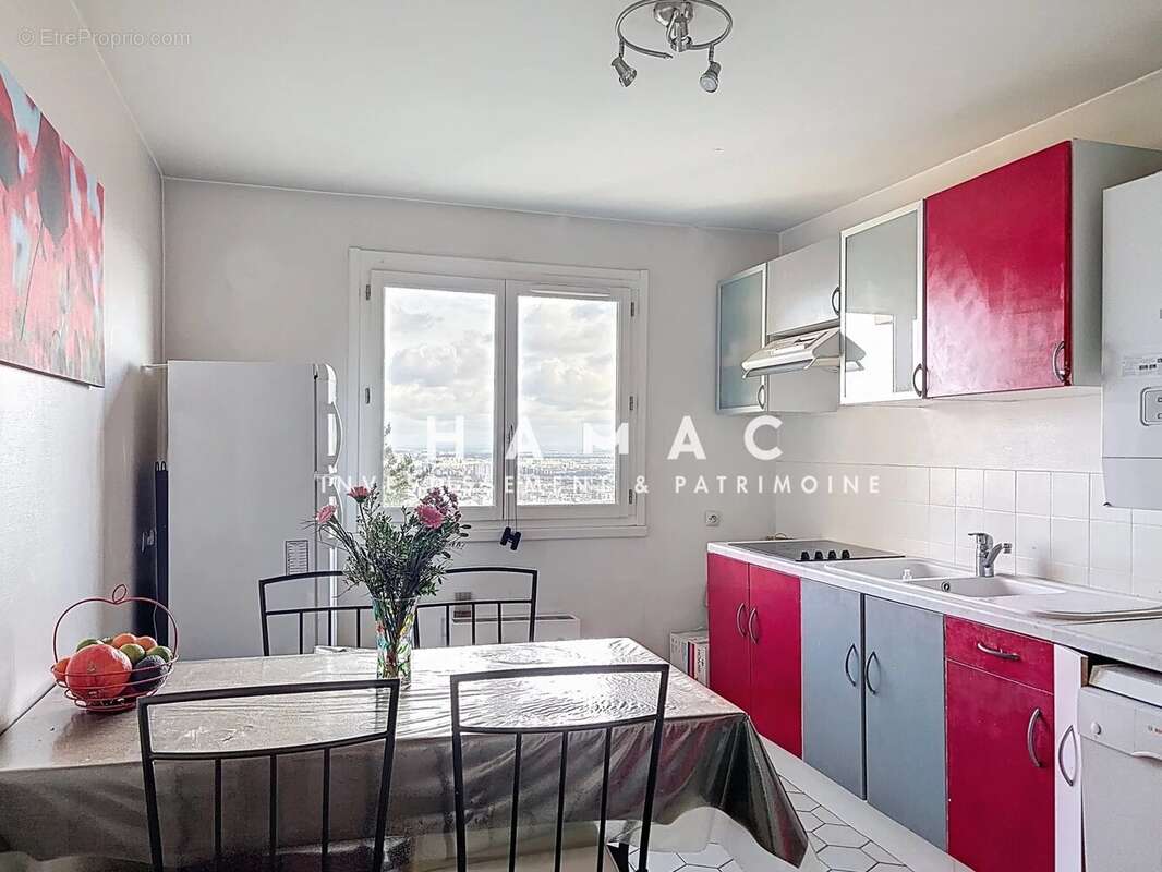 Appartement à SAINTE-FOY-LES-LYON