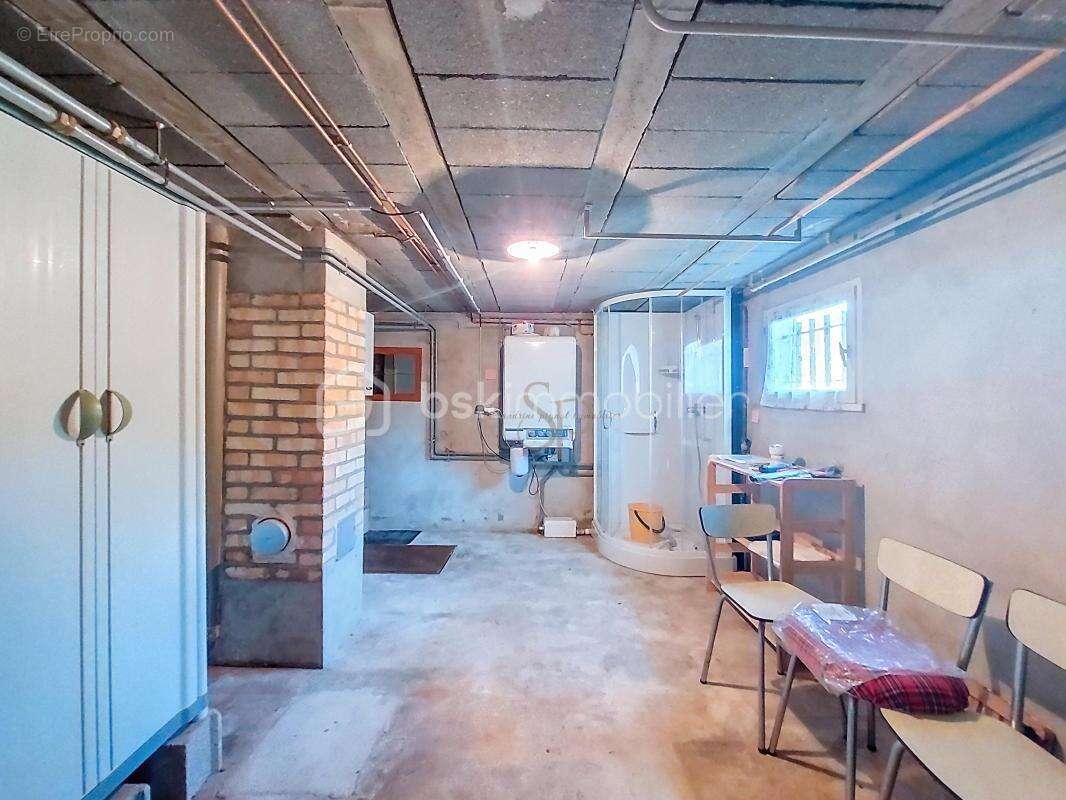 Maison à LORREZ-LE-BOCAGE-PREAUX