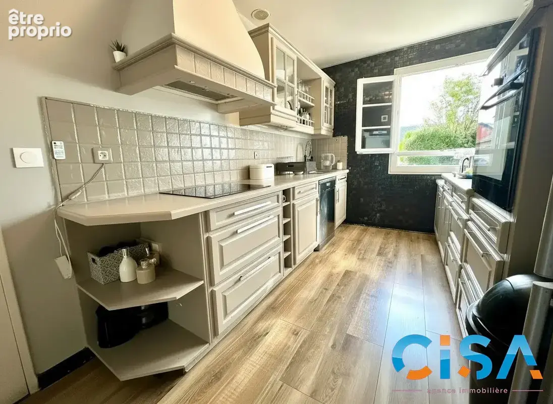 Maison 6 pièces 135 m² à vendre à Chambly (60230) - photo 9