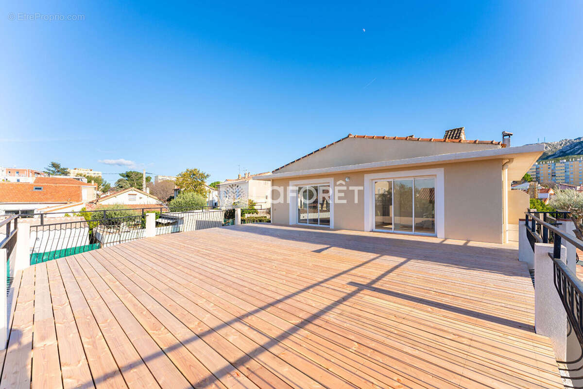 Appartement à MARSEILLE-10E