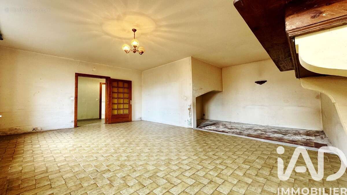 Maison 174 m² à Grandpre  - photo 5