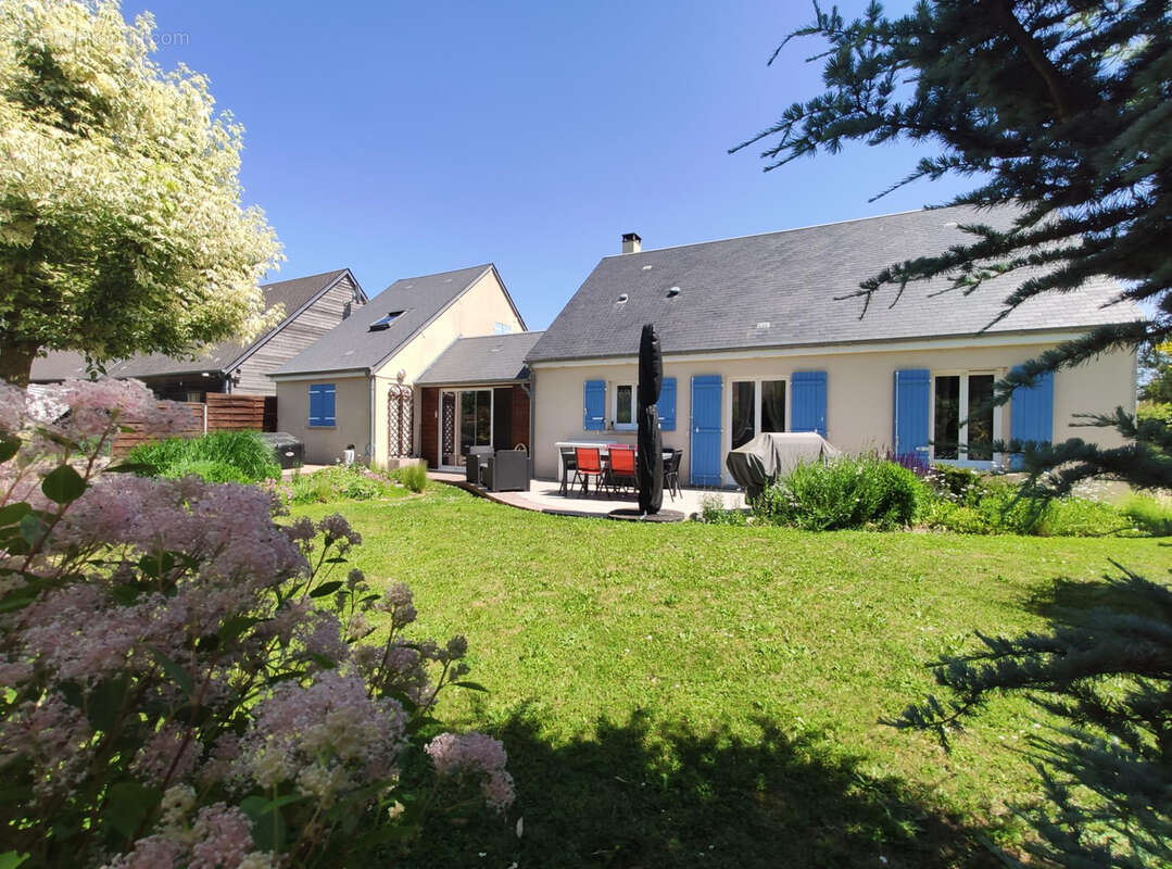 Maison à LE BARDON