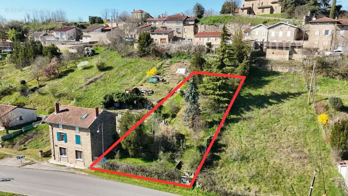 Terrain à LA MOTTE-DE-GALAURE