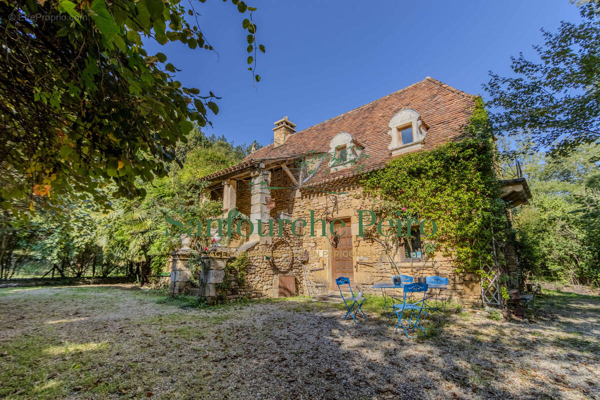 Maison à SARLAT-LA-CANEDA