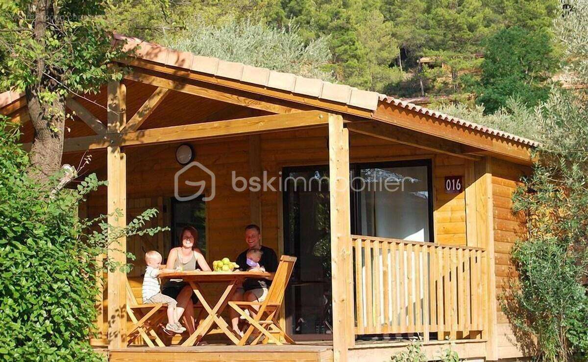 Appartement à SOLLIES-TOUCAS