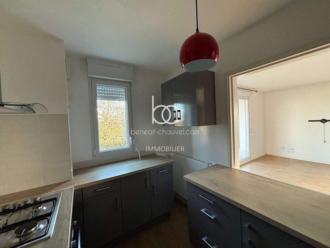 Appartement à SAINT-AVE