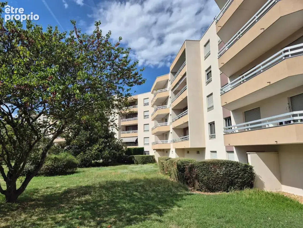 Appartement à TASSIN-LA-DEMI-LUNE