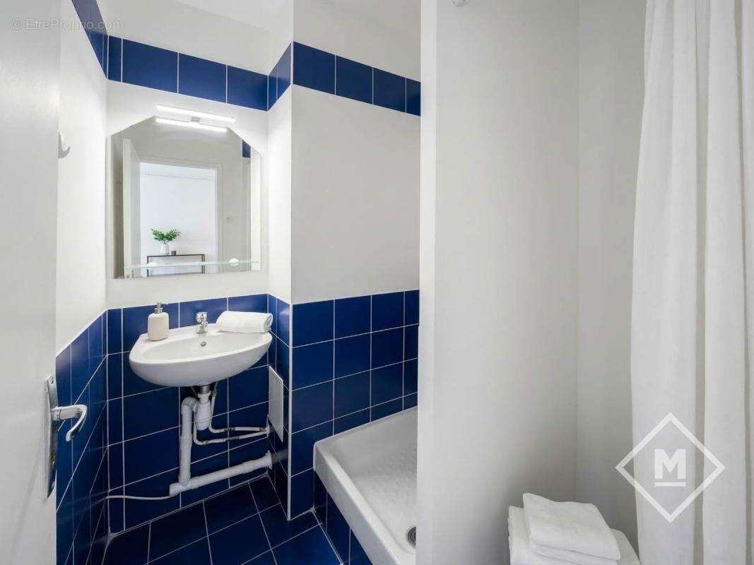 Appartement à MARSEILLE-5E