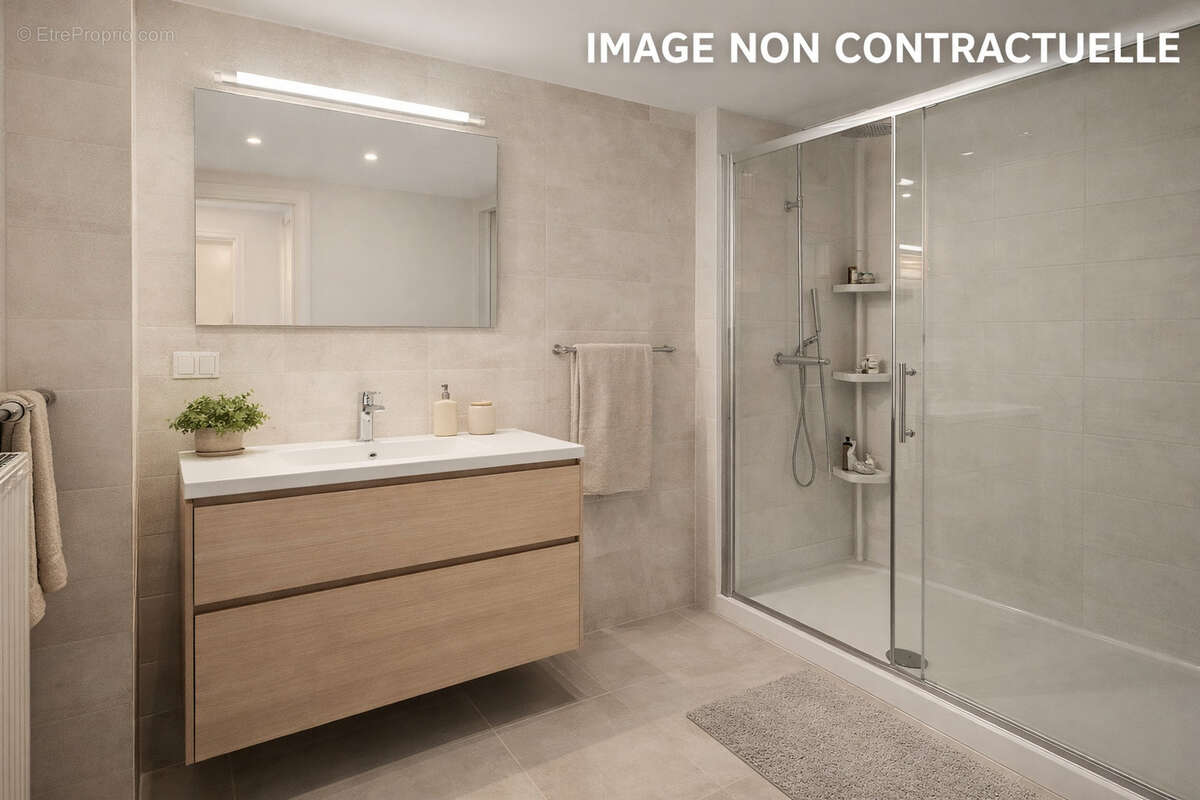 Appartement à LA VALETTE-DU-VAR