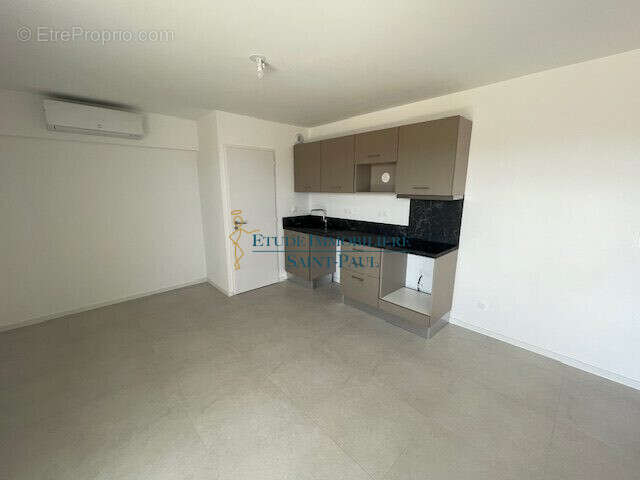 Appartement à SAUVIAN