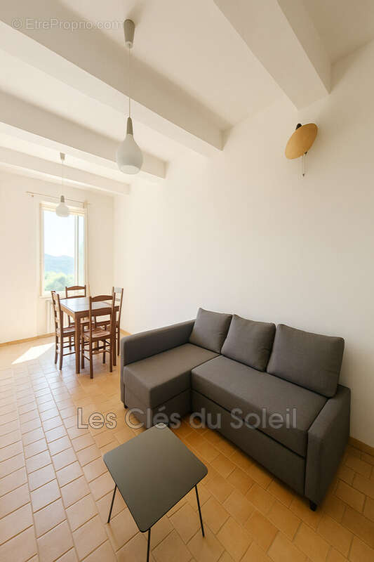 Maison à CAMPS-LA-SOURCE