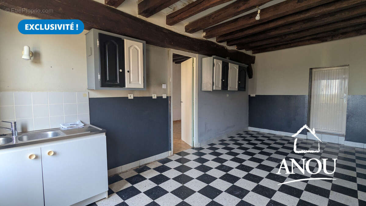 Maison 2 chambres avec garage et dépendances - photo 2