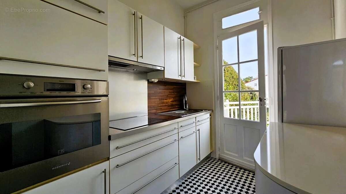 Maison à SAINT-GEORGES-DE-DIDONNE