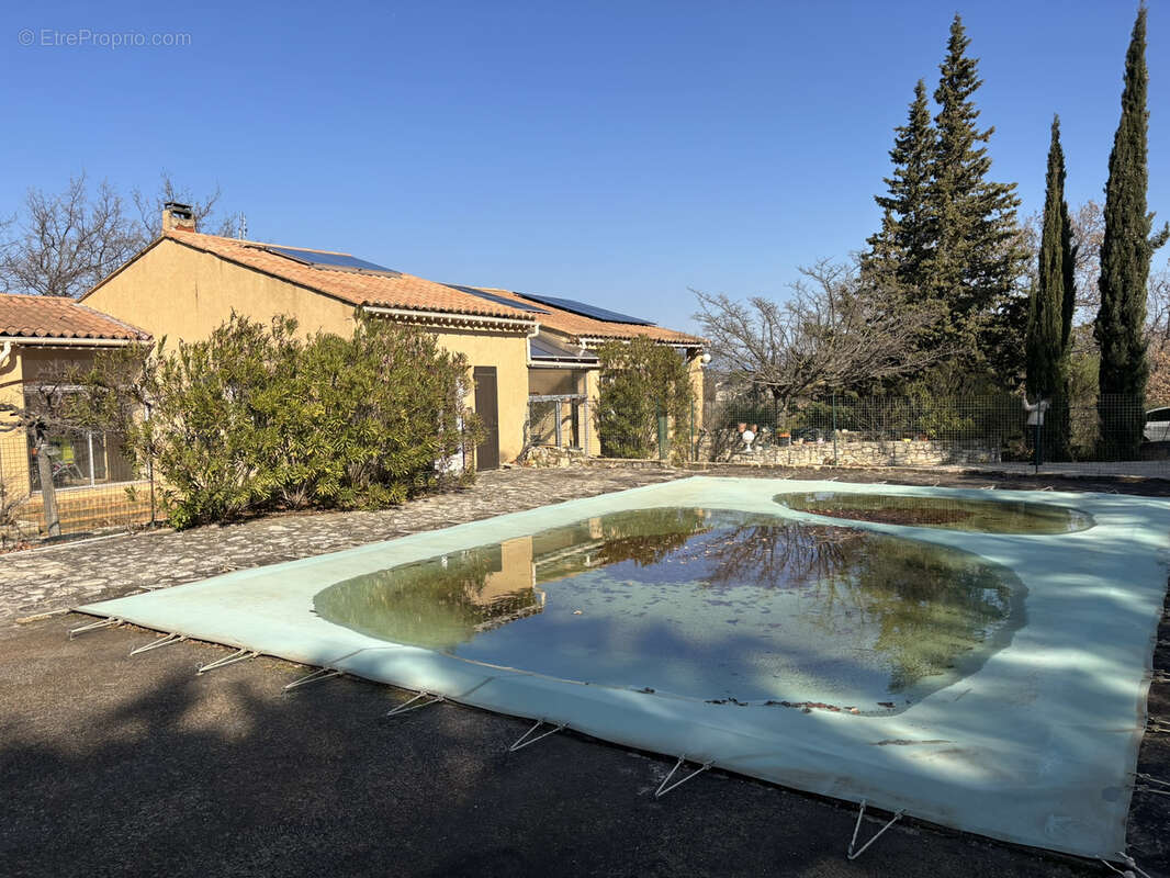 Maison à VAISON-LA-ROMAINE