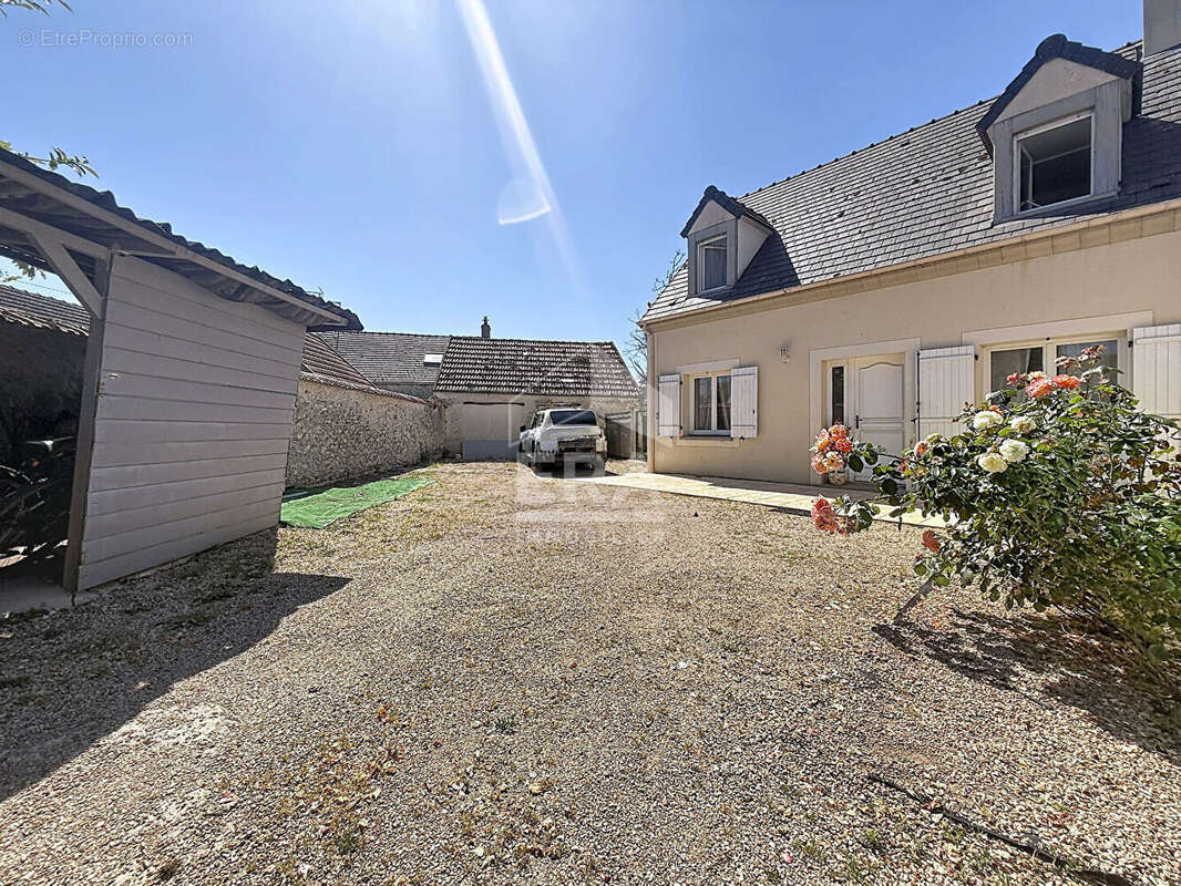 Maison à BOUTERVILLIERS