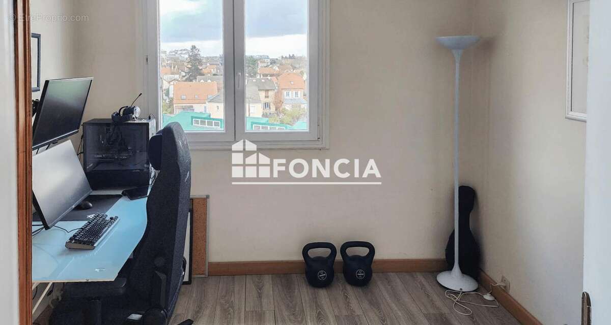  Dernier étage, 3 chambres, aucun travaux, DPE C, ces critères sont difficiles à trouver. Heureusement, cet appartement les réun - photo 6